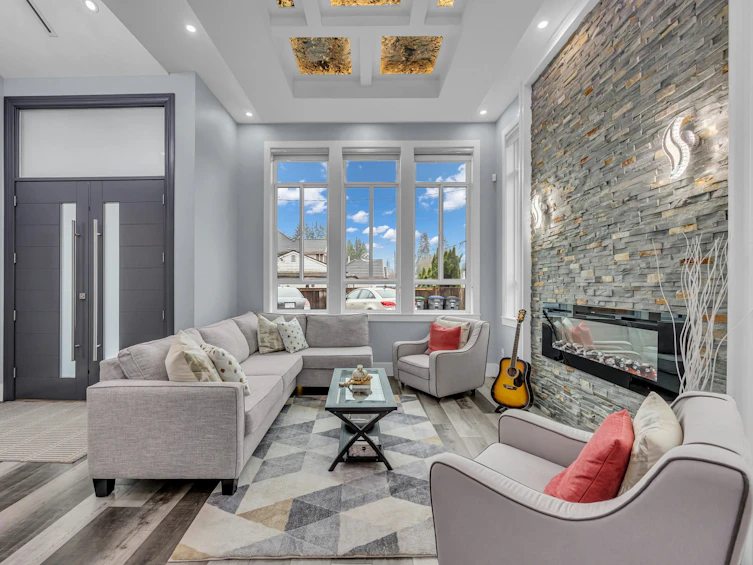 9590 125 Street, Surrey, BC, V3V 4X7 - 4