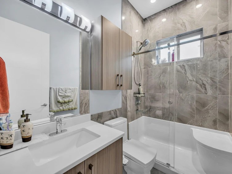 9590 125 Street, Surrey, BC, V3V 4X7 - 34