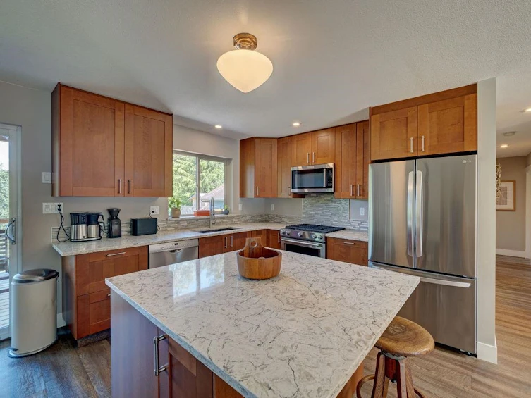 7900 Fawn Road, Halfmoon Bay, BC, V7Z 1C8 - 10