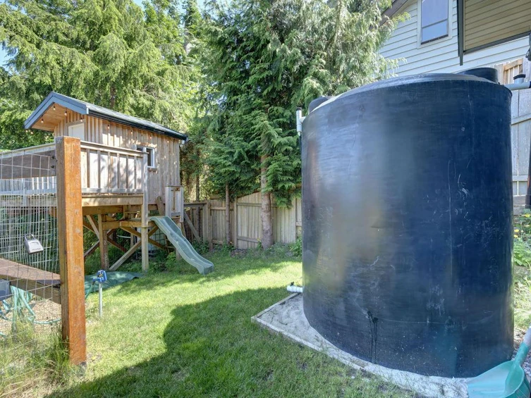 7900 Fawn Road, Halfmoon Bay, BC, V7Z 1C8 - 31