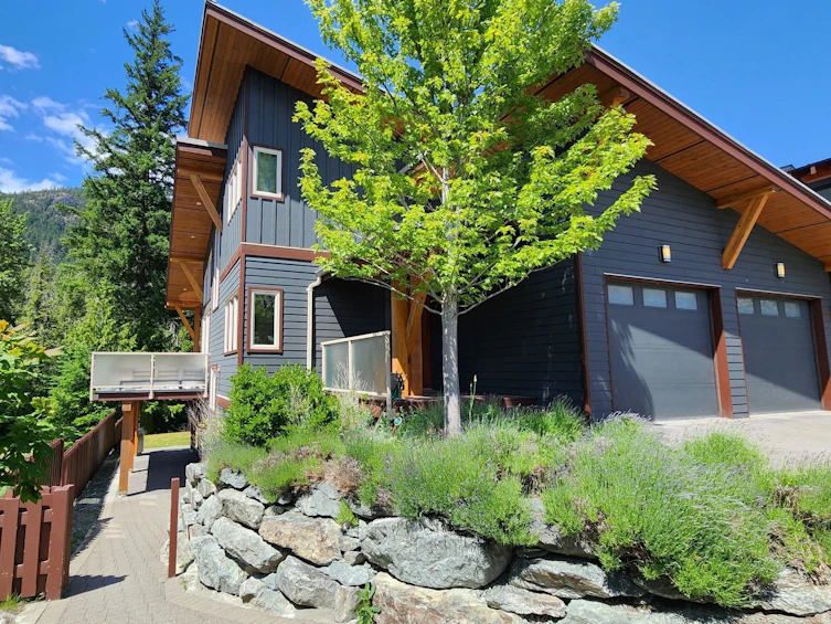 7457 Dogwood Street, Pemberton, BC, V0N 2L0 - 39