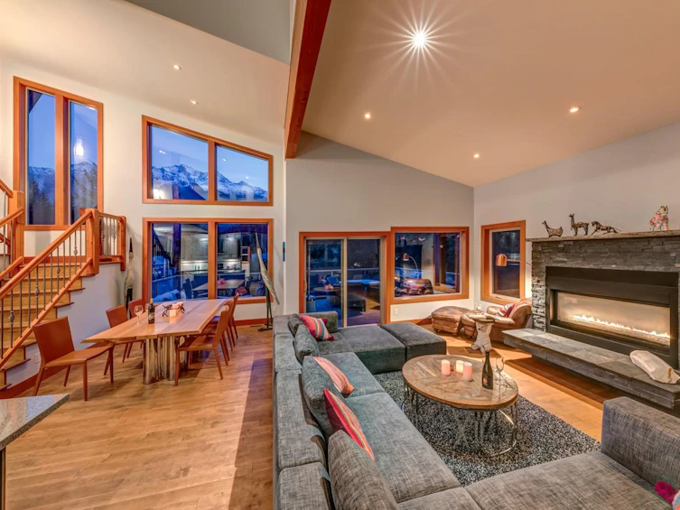 7457 Dogwood Street, Pemberton, BC, V0N 2L0 - 31