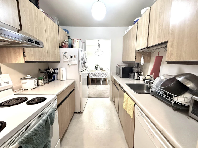 209-5500 Cooney Road, Richmond, BC, V6X 3E5 - 9