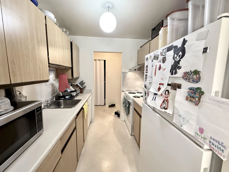 209-5500 Cooney Road, Richmond, BC, V6X 3E5 - 8