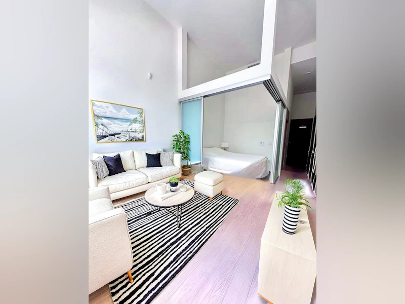 8087 Yukon Street, Vancouver BC