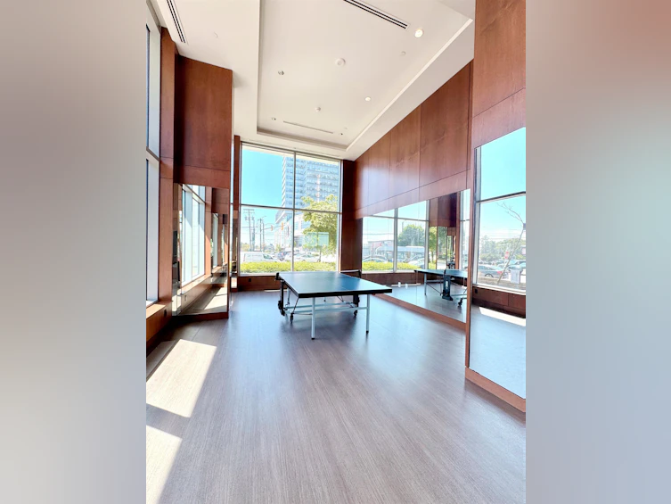 8087 Yukon Street, Vancouver, BC, V5X 0H5 - 11