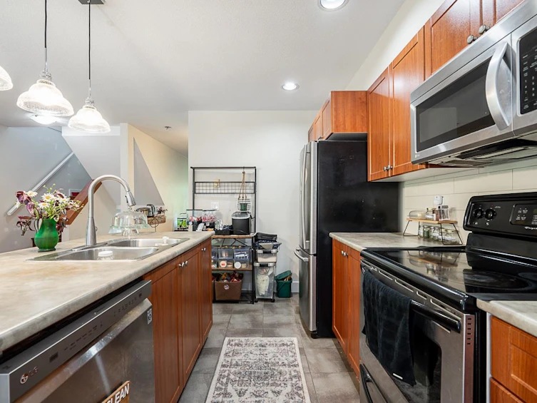 83-16233 83 Avenue, Surrey, BC, V4N 0Z3 - 15