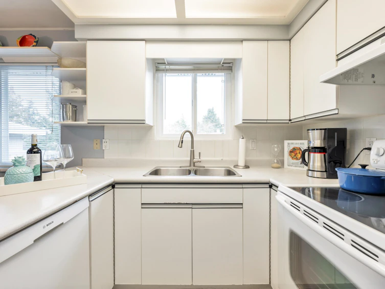 7352 Whitby Place, Delta, BC, V4C 4M7 - 21