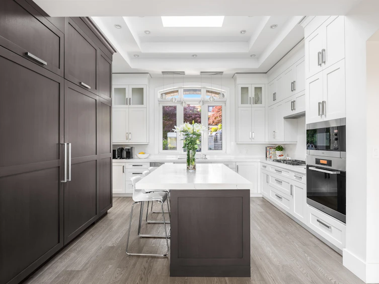 2130 Kings Avenue, West Vancouver, BC, V7V 2B8 - 7