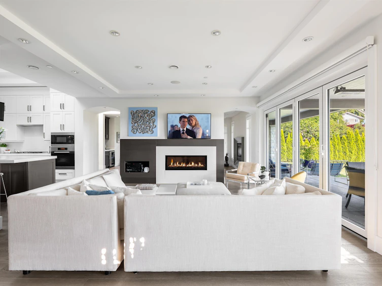 2130 Kings Avenue, West Vancouver, BC, V7V 2B8 - 5