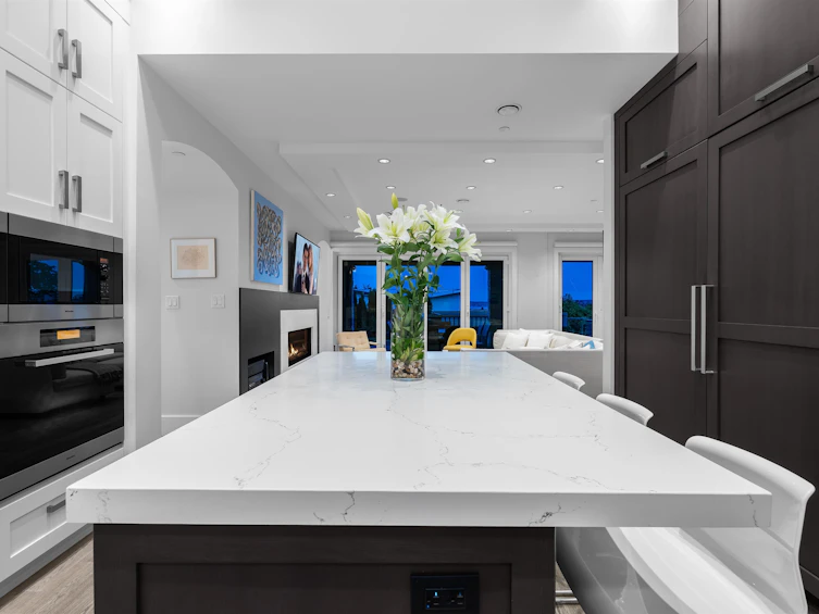 2130 Kings Avenue, West Vancouver, BC, V7V 2B8 - 32
