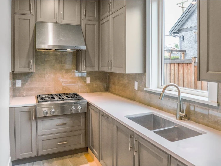 1430 Duthie Avenue, Burnaby, BC, V5A 2R6 - 14