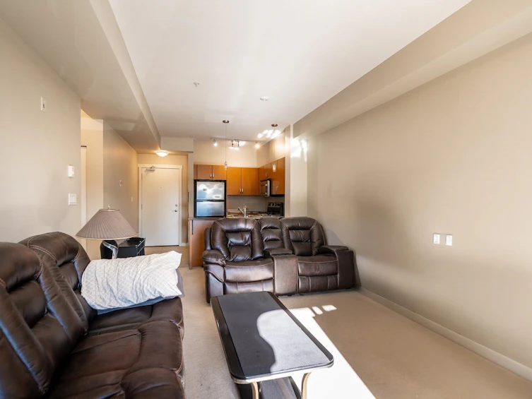 323-13789 107a Avenue, Surrey, BC, V3T 0B8 - 10