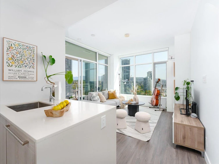 2404-2351 Beta Avenue, Burnaby, BC, V5C 0M2 - 4