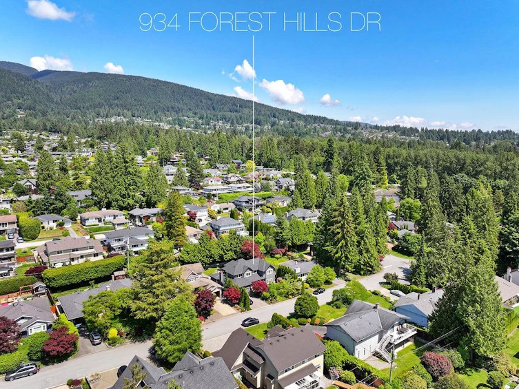 934 Forest Hills Drive, North Vancouver, BC, V7R 1N2 - 38