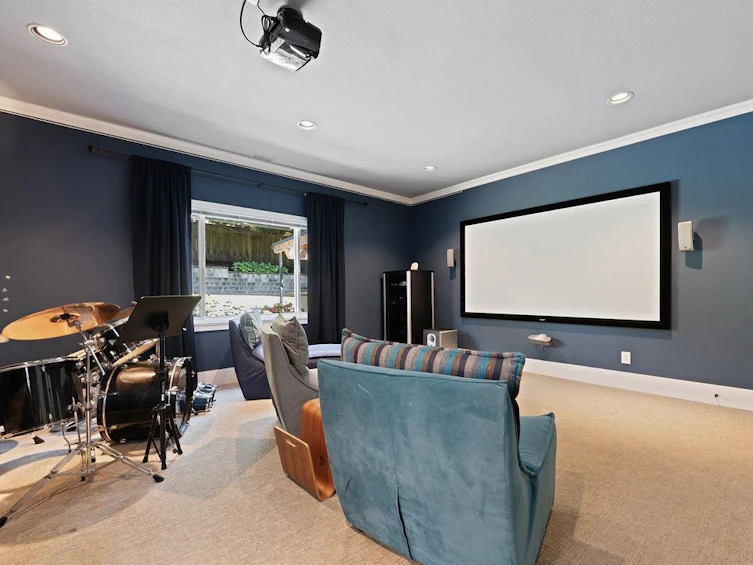934 Forest Hills Drive, North Vancouver, BC, V7R 1N2 - 20