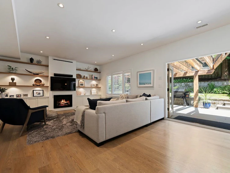 934 Forest Hills Drive, North Vancouver, BC, V7R 1N2 - 18