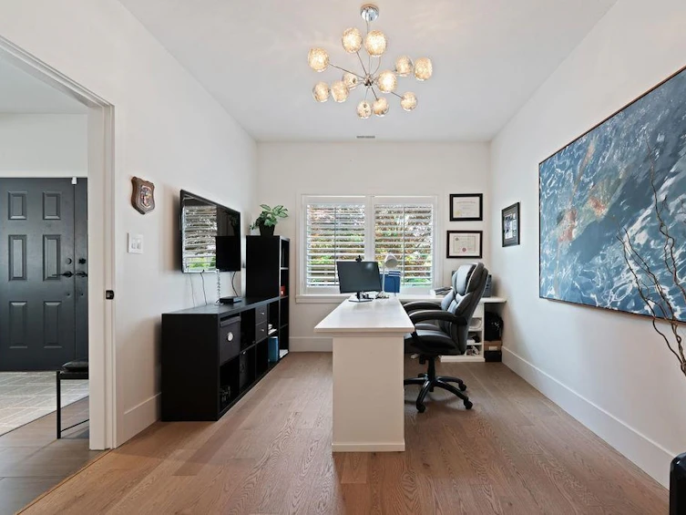 934 Forest Hills Drive, North Vancouver, BC, V7R 1N2 - 23