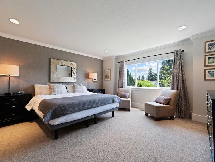 934 Forest Hills Drive, North Vancouver, BC, V7R 1N2 - 25
