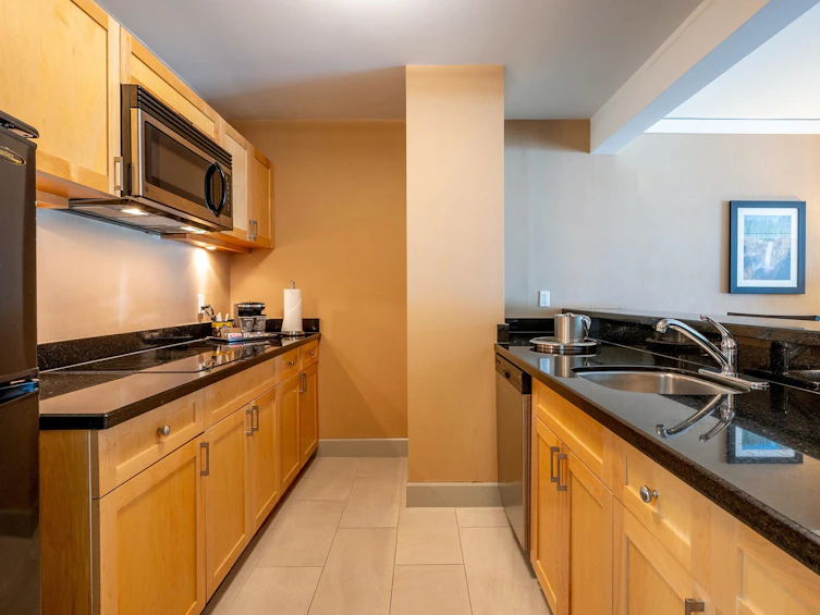 210/212-4050 Whistler Way, Whistler, BC, V8E 1H9 - 5