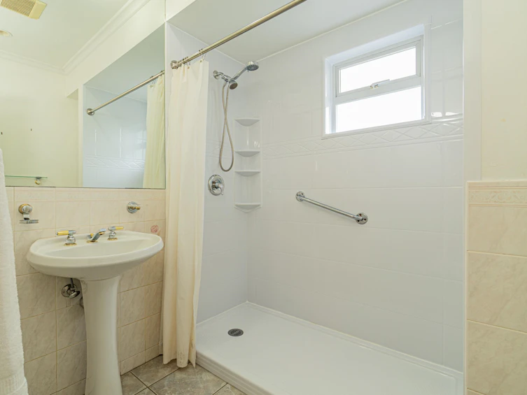 2354 Mathers Avenue, West Vancouver, BC, V7V 2H6 - 12