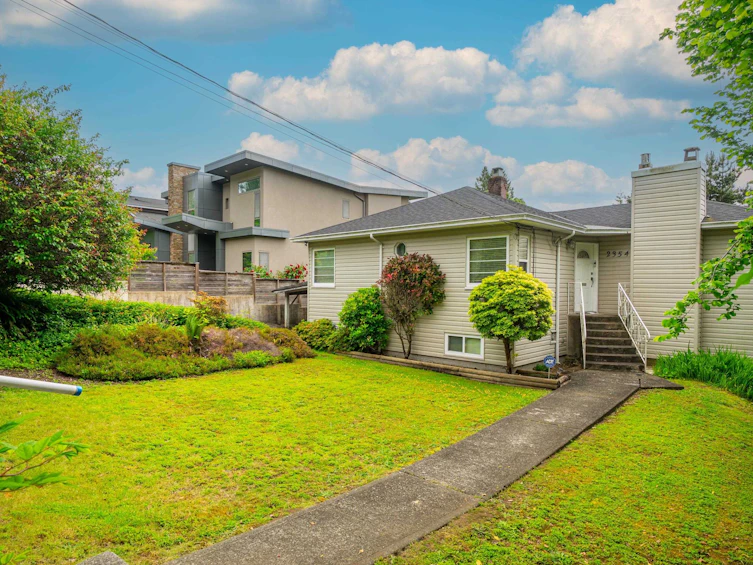 2354 Mathers Avenue, West Vancouver, BC, V7V 2H6