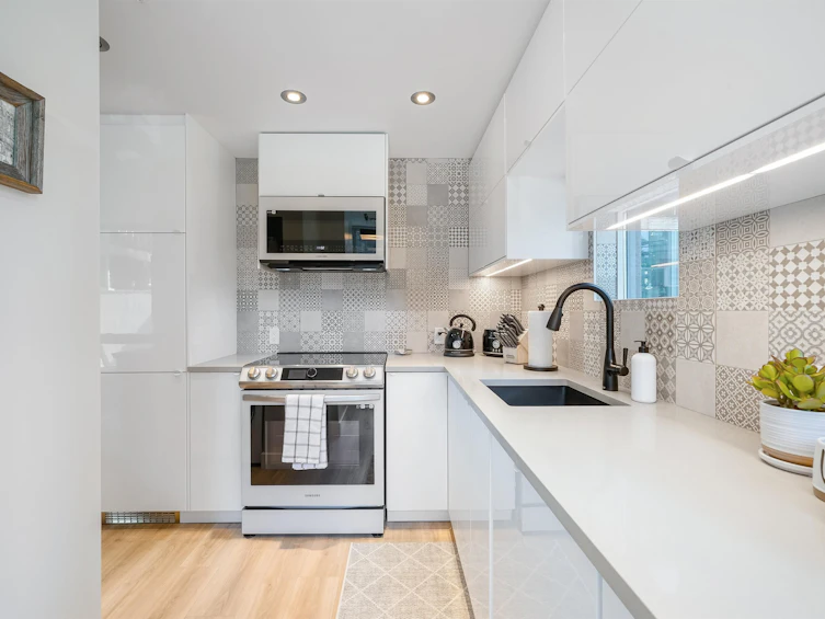 707-1166 Melville Street, Vancouver, BC, V6E 4P5 - 3