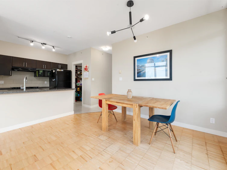 502-2520 Manitoba Street, Vancouver, BC, V5Y 3A6 - 10