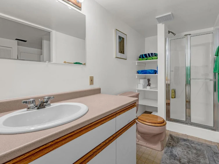 6060 Holland Street, Vancouver, BC, V6N 2B3 - 24