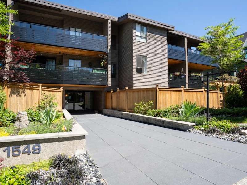 315 - 1549 Kitchener Street, Vancouver BC V5L 2V8