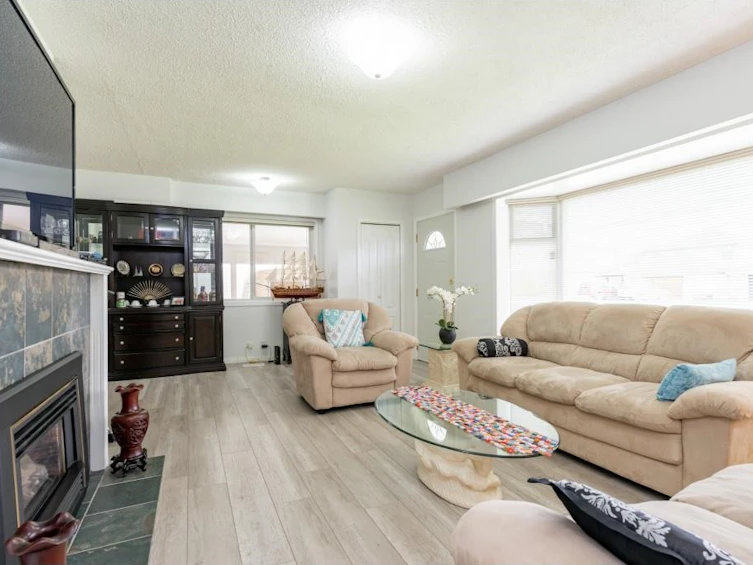 5233 Westminster Avenue, Delta, BC, V4K 2J4 - 5