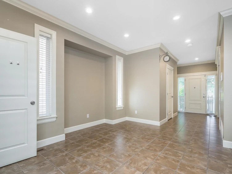 6844 195a Street, Surrey, BC, V4N 5Z7 - 9