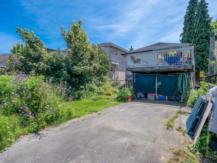 2611 Parker Street, Vancouver, BC, V5K 2T5 - 20