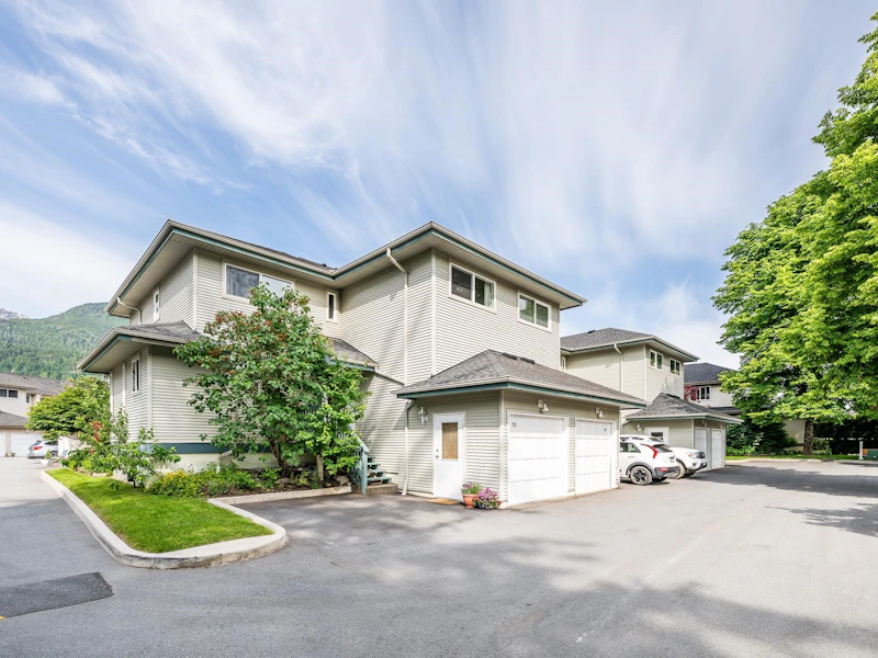 28 - 41449 Government Road, Squamish BC V8B 0G4