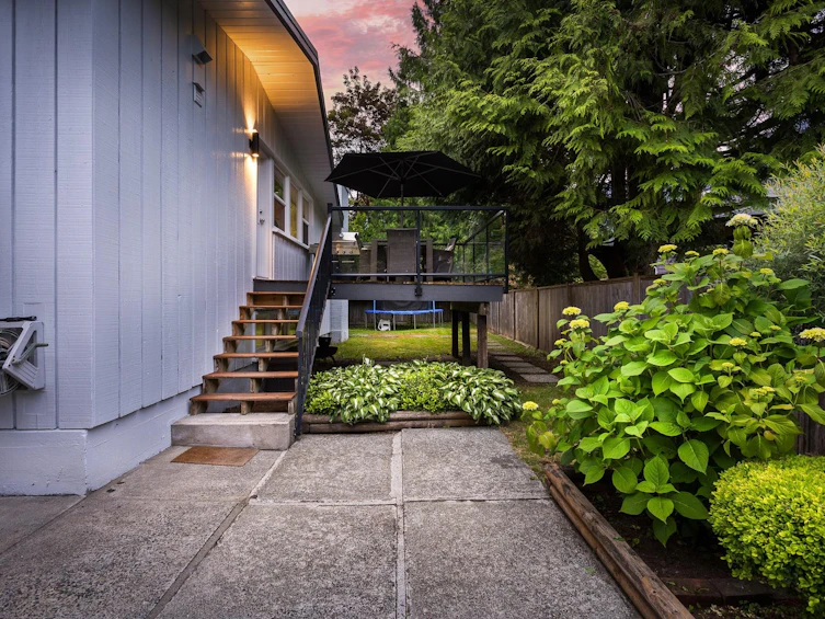 1050 Belvedere Drive, North Vancouver, BC, V7R 2C7 - 15