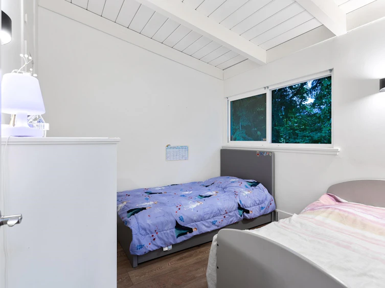 1050 Belvedere Drive, North Vancouver, BC, V7R 2C7 - 20
