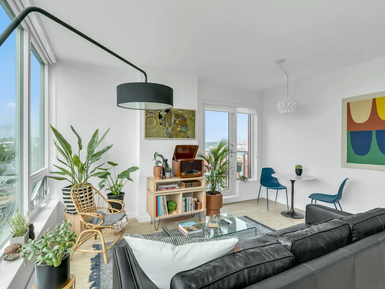 PH8-983 E Hastings Street, Vancouver, BC, V6A 0G9 - 4