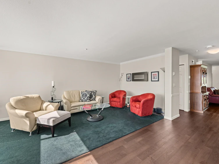 13-323 Governors Court, New Westminster, BC, V3L 5S6 - 12