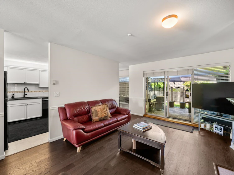 13-323 Governors Court, New Westminster, BC, V3L 5S6 - 4