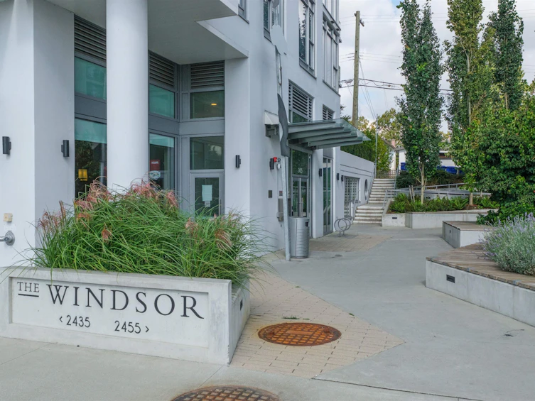 408-2435 Kingsway, Vancouver, BC, V5R 5G8 - 2