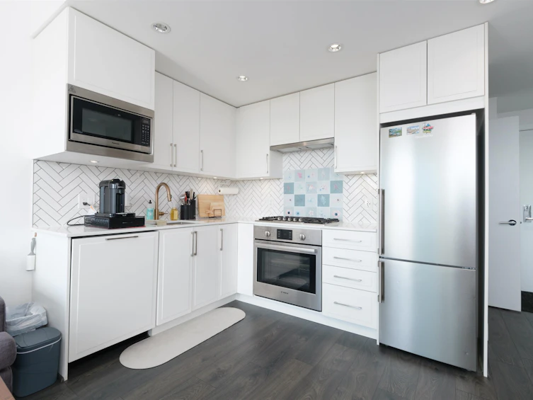 408-2435 Kingsway, Vancouver, BC, V5R 5G8 - 8