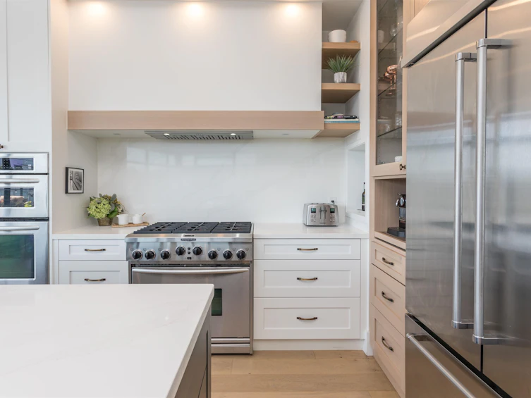 PH2702-400 Capilano Road, Port Moody, BC, V3H 0E1 - 8