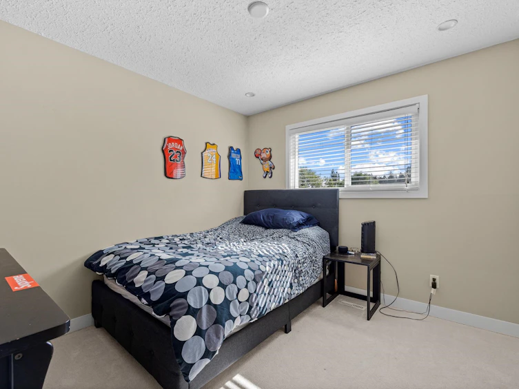 18335 21a Avenue, Surrey, BC, V3Z 9W2 - 22