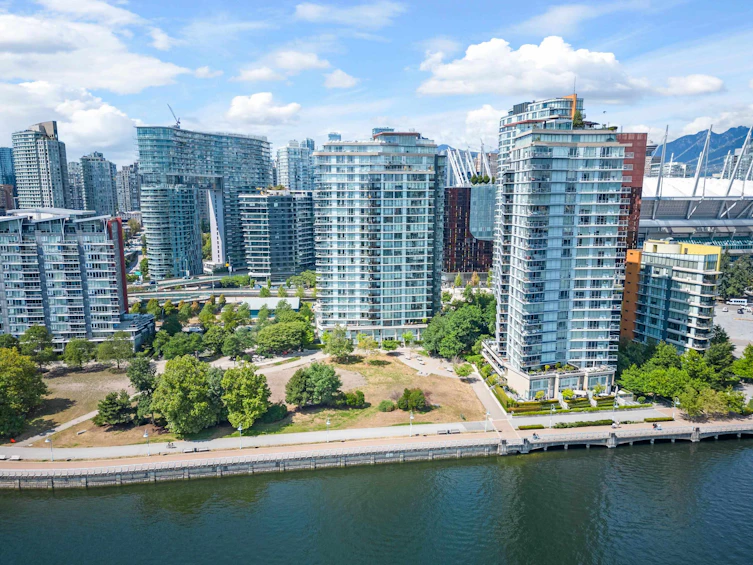 702-918 Cooperage Way, Vancouver, BC, V6B 0A7 - 39