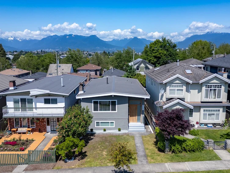 3151 E 23rd Avenue, Vancouver, BC, V5R 1B4 - 37