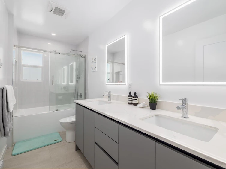 3151 E 23rd Avenue, Vancouver, BC, V5R 1B4 - 22