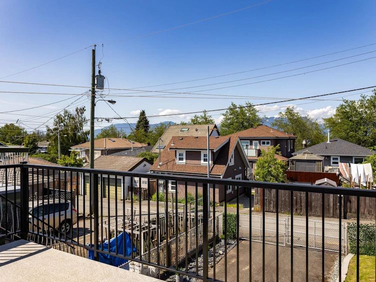 3151 E 23rd Avenue, Vancouver, BC, V5R 1B4 - 15