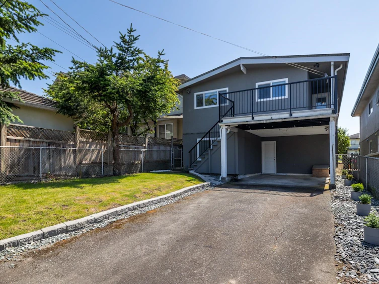 3151 E 23rd Avenue, Vancouver, BC, V5R 1B4 - 36