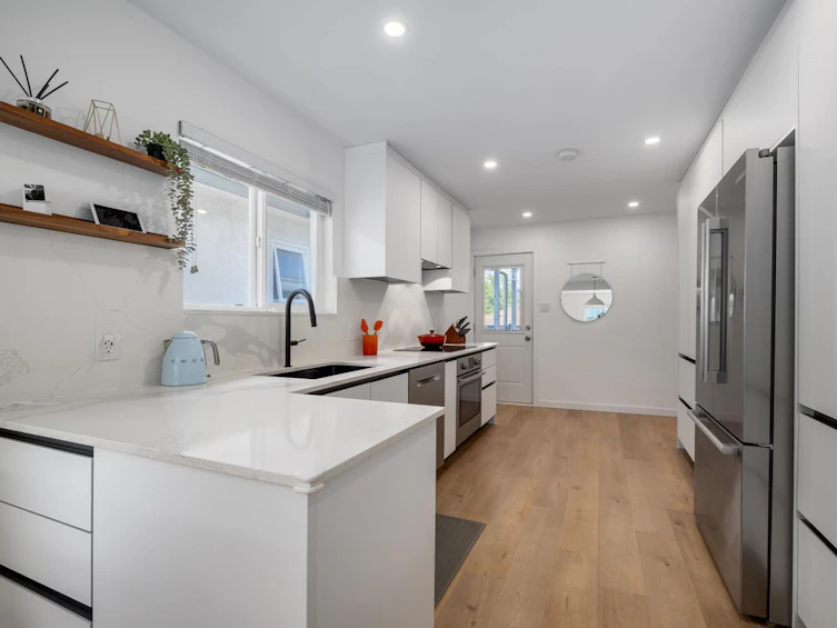 3151 E 23rd Avenue, Vancouver, BC, V5R 1B4 - 11