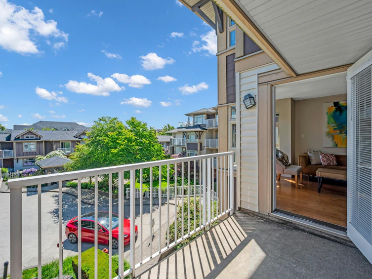 302-7339 Macpherson Avenue, Burnaby, BC, V5J 0B1 - 23